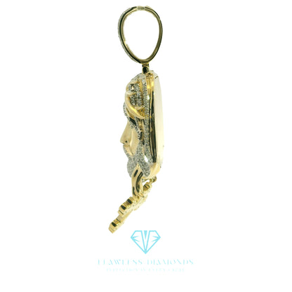 Yellow Gold Pendant with Round Brilliant Cut Diamond