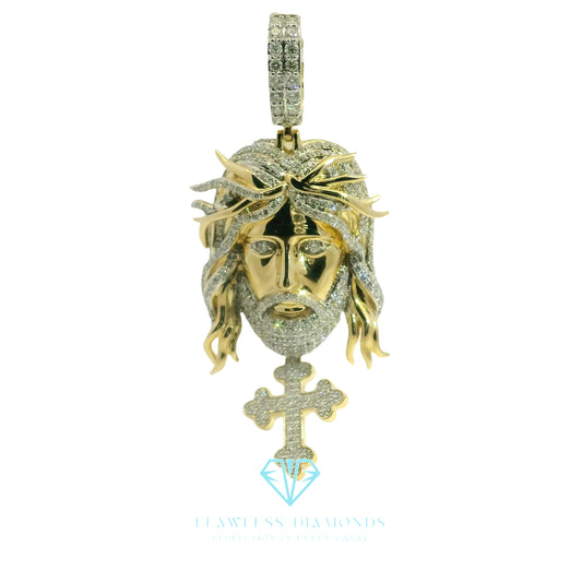 Yellow Gold Pendant with Round Brilliant Cut Diamond