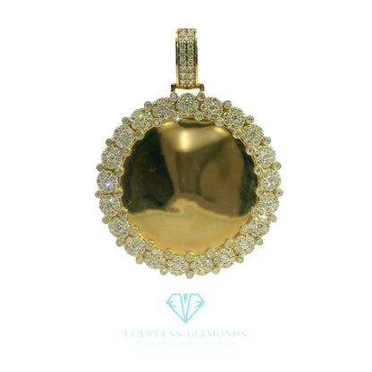 Yellow Gold Picture Pendant with Round Cut Diamonds