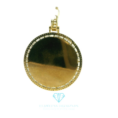 Yellow Gold Picture Pendant with Baguette Cut Diamonds