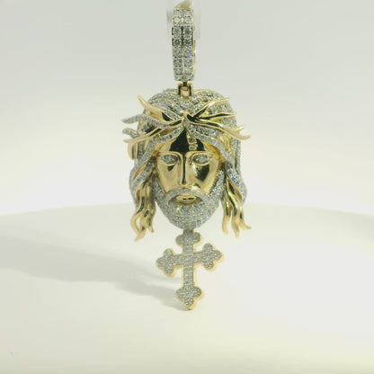 Yellow Gold Pendant with Round Brilliant Cut Diamond