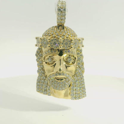 Yellow Gold Pendant with Brilliant Cut Diamonds