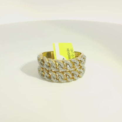 Yellow Gold Multi-Stone Ring with Round Brilliant Cut Diamonds