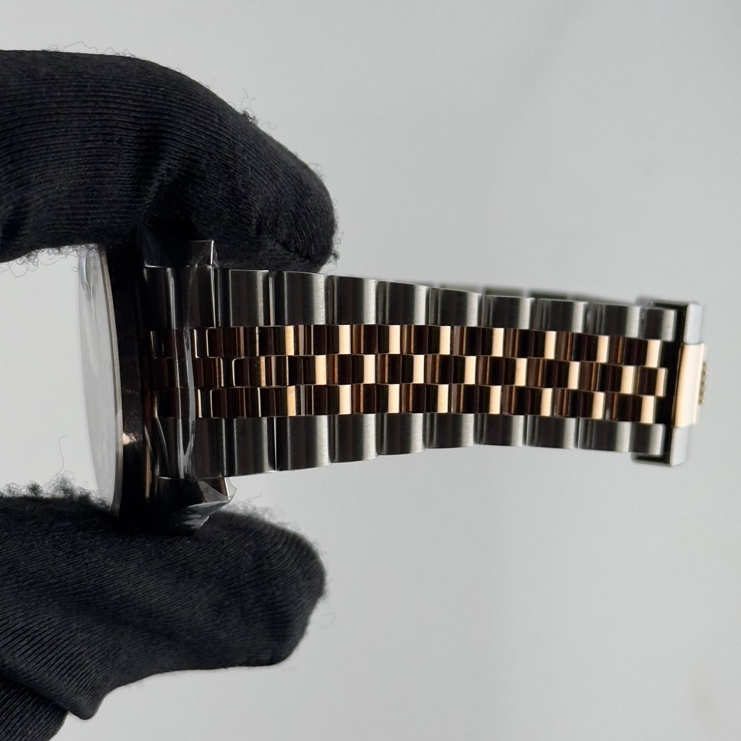 Rolex Datejust 41 Silver Fluted Motif Dial on Jubilee Ref 126301 with New Style Card Green