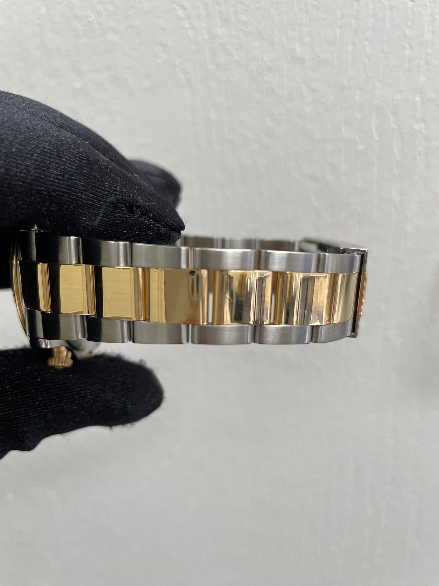 Rolex Daytona Gold Diamond Dial on Oyster Ref 116523 with Card Old Green