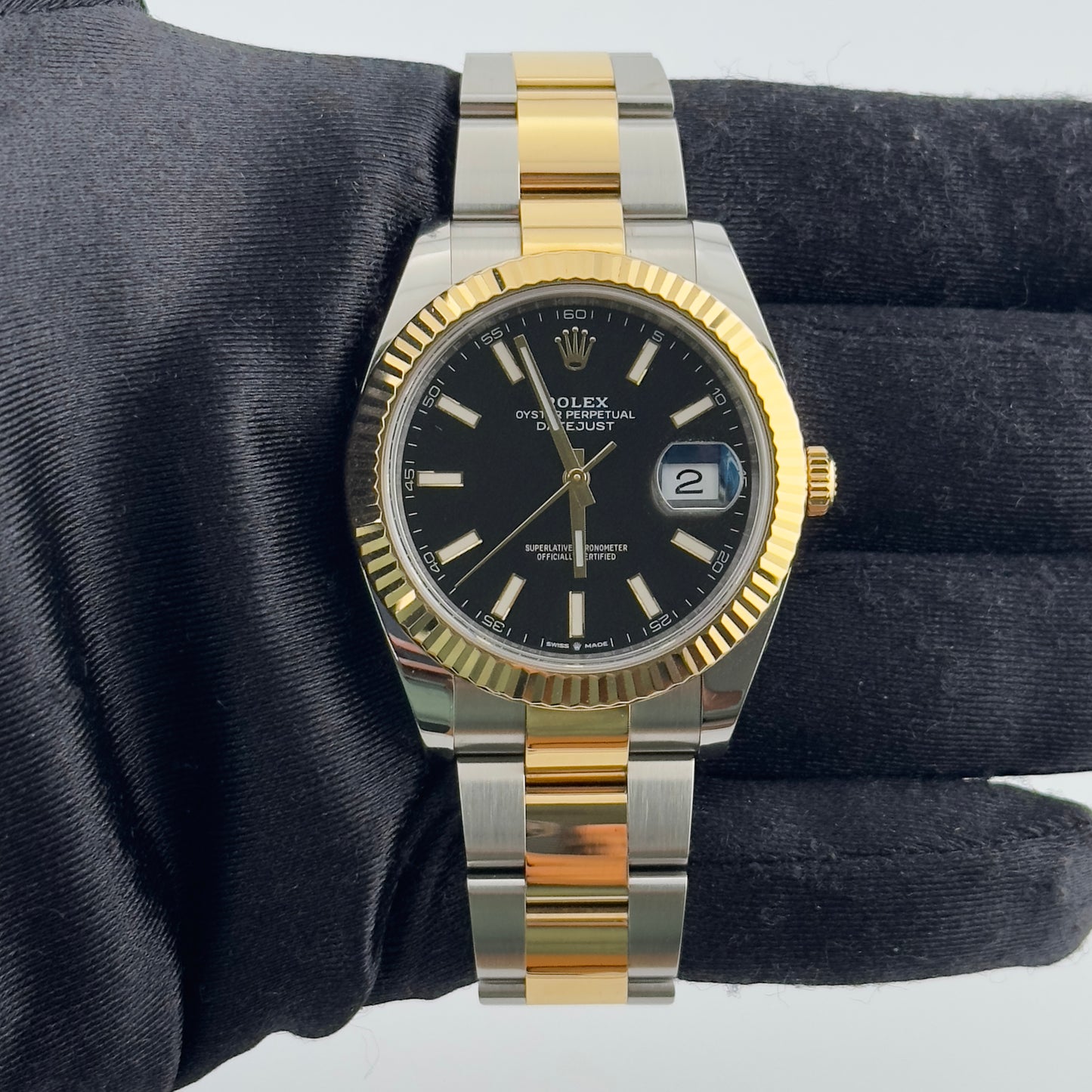 Rolex Datejust 41 Black Index Dial on Oyster Ref 126333 with New Style Card White